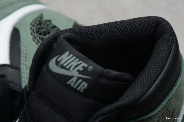 Kick Theory Air Clay OG Retro 555088-135 Jordan High Green 1 0724